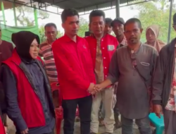 DPC PDI Perjuangan Bener Meriah Bersama Mantan Mentri Sosial Tri Rismaharini Kembali Turun Langusng Salurkan bantuan di Bener Meriah