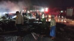 Tiga Kios Kaki Lima di Desa Pante Raya Ludes Terbakar Saat Waktu Berbuka Puasa