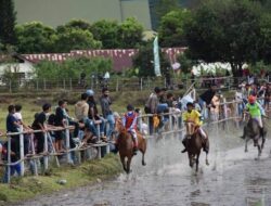 Pacuan Kuda di Tengah Bencana, Gairah Ekonomi atau Malah Bikin Boncos?