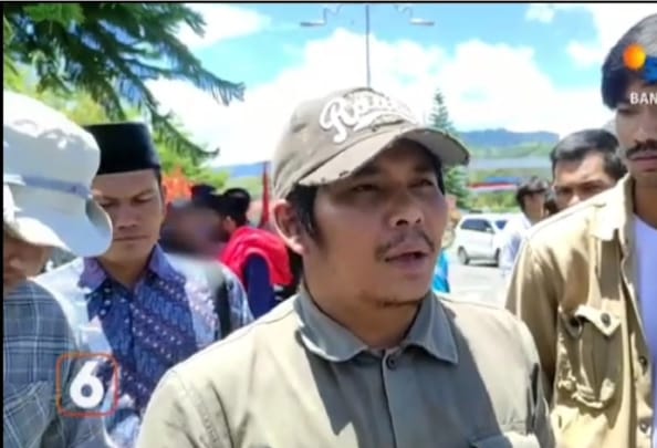 Perwakilan Aliansi Masyarakat Gayo (AMG) menyampaikan sikap terkait dugaan kendala dalam penyaluran Kredit Usaha Rakyat (KUR). AMG menyatakan siap membuka data yang dimiliki serta akan menyurati pemerintah guna memfasilitasi audiensi dengan Bank Syariah Indonesia (BSI) untuk mencari solusi atas persoalan yang dikeluhkan masyarakat.
